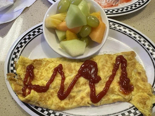 Mauri's Family Restaurant